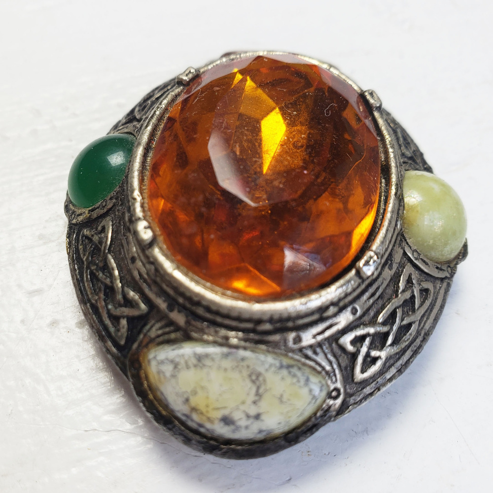 50s Scottish agate inspired costume brooch. - Picture 4 of 6